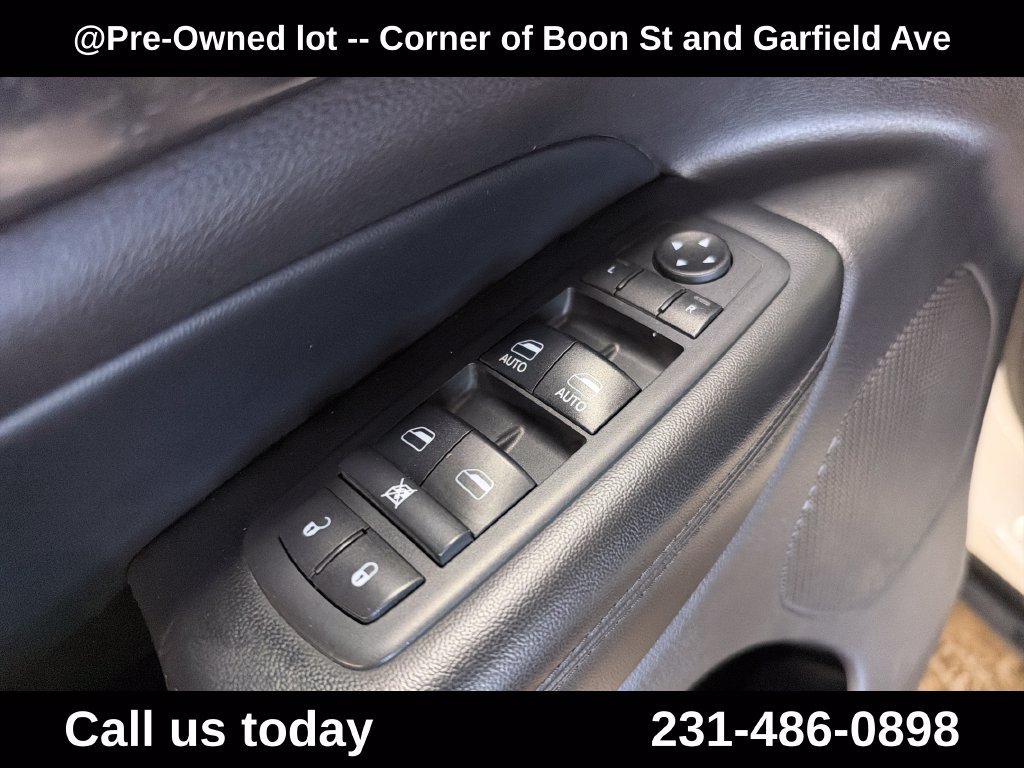 Used 2018 White Jeep Laredo E image 16