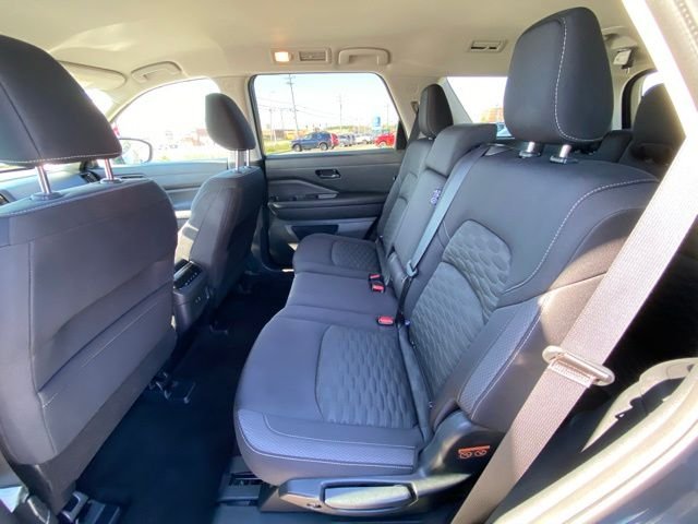 Used 2023 Gray Nissan SV image 47