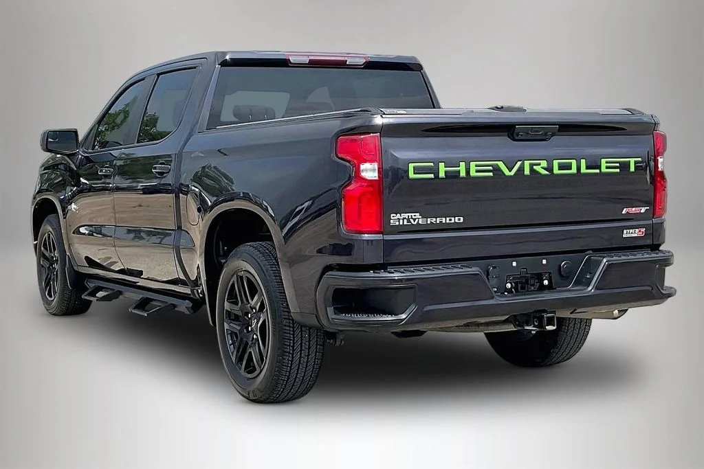 Used 2022 Gray Chevrolet RST image 4