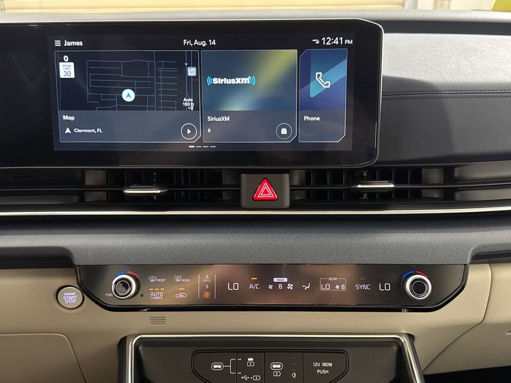 2025 Kia Carnival EX - Photo 18