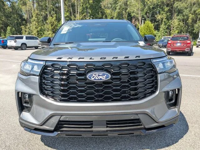 New 2027 Carbonized Gray Metallic Ford ST-Line image 38