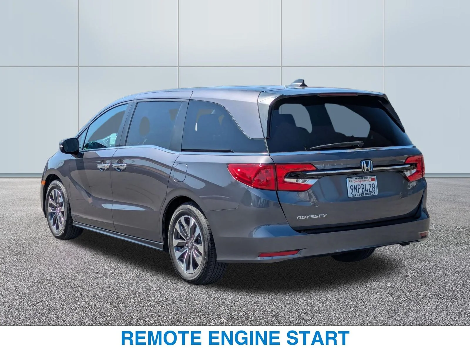 Used 2024 Gray Honda EX-L image 9