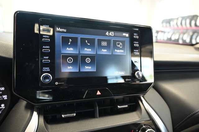 2022 Toyota Venza LE - Photo 16