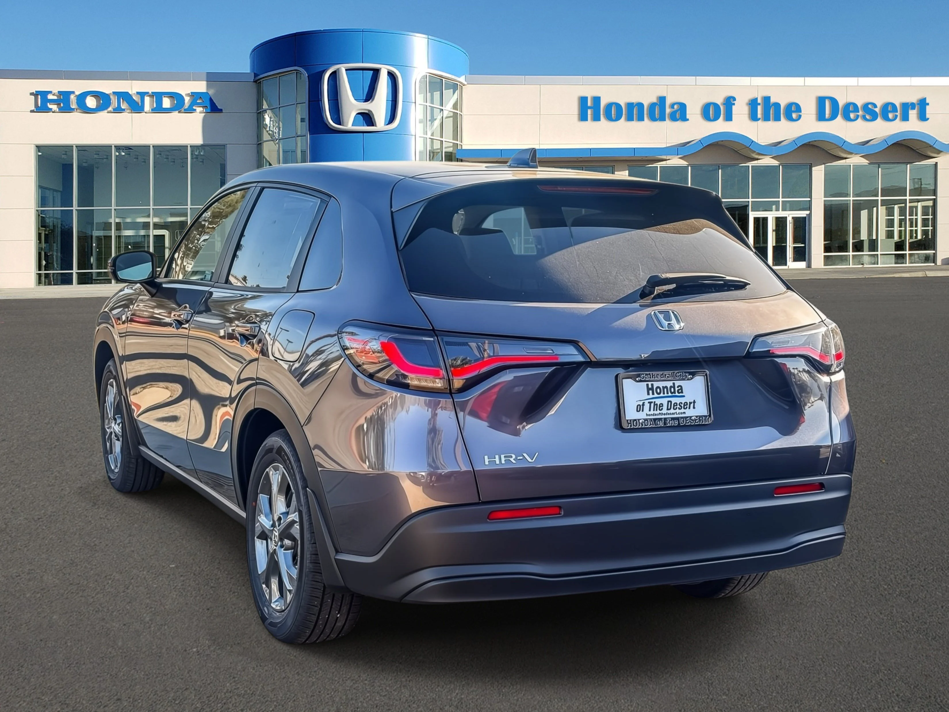 New 2027 Modern Steel Metallic Honda LX image 4