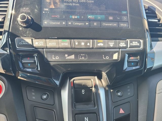 Used 2018  Honda EX image 24