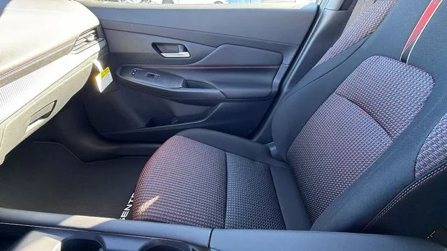 2026 Nissan Sentra SR - Photo 23