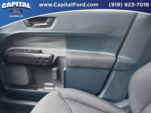 Used 2025 White Ford XL image 28