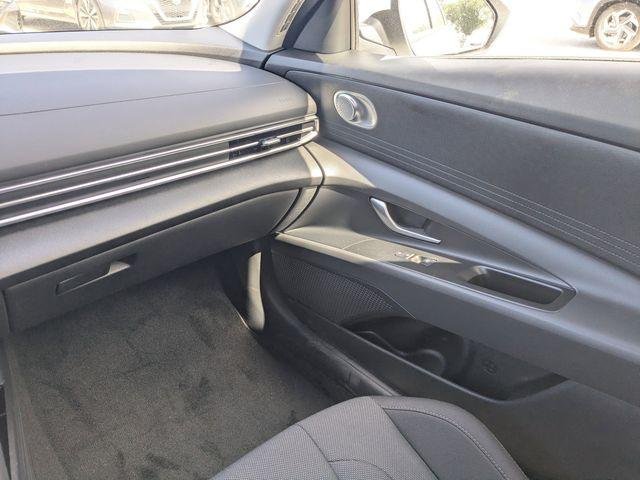 New 2026 Ecotronic Gray Hyundai SE image 76