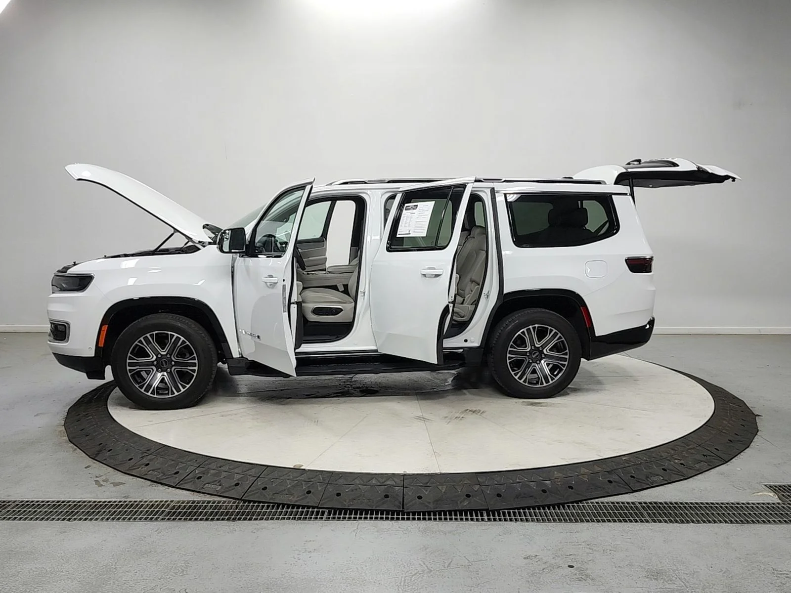 Used 2025 Bright White Clearcoat Jeep Base image 12