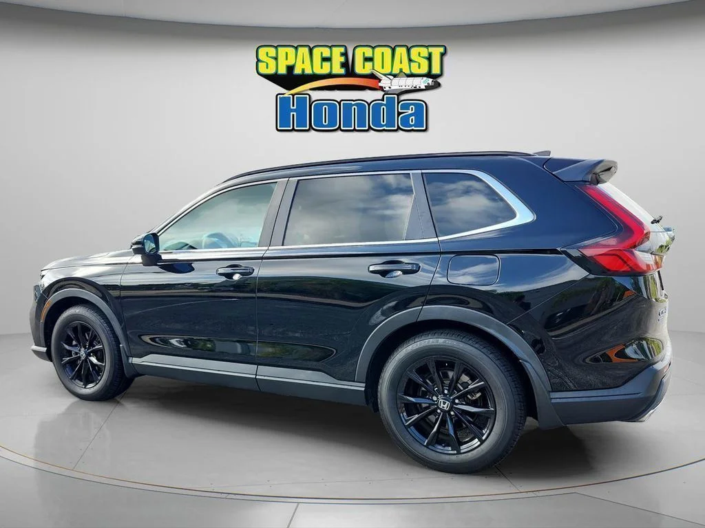 Used 2023  Honda Sport image 7