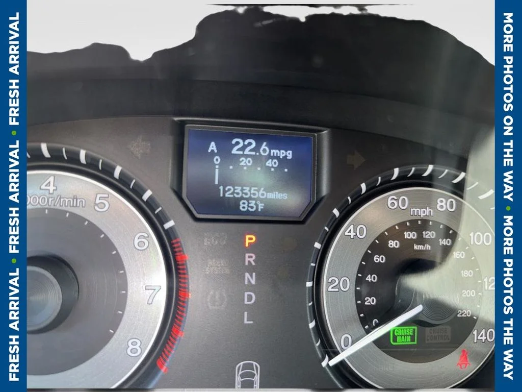 2016 Honda Odyssey Touring Elite's photo
