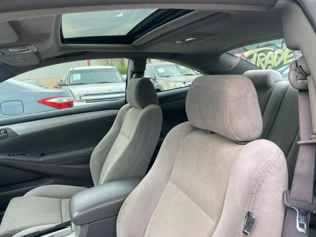 Used 2008 Gray Toyota  image 10