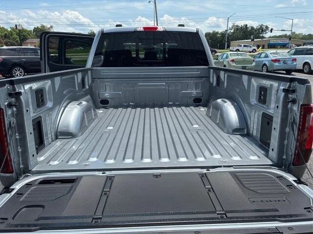 New 2026 Iconic Silver Metallic Ford XLT image 34
