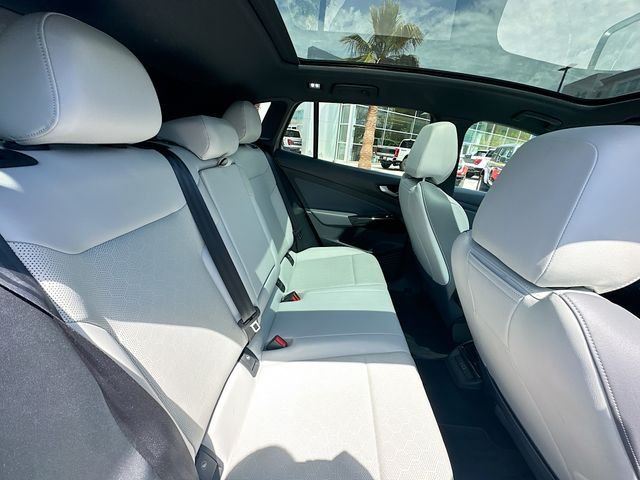 Used 2022  Volkswagen Pro S image 29