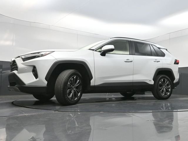 Used 2025 Beige Toyota Limited image 28