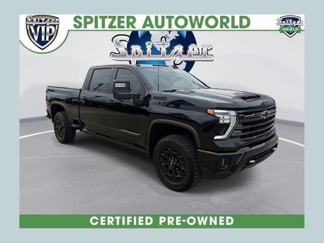 2024 Chevrolet Silverado HD High Country 4WD Crew Cab Standard Box's photo