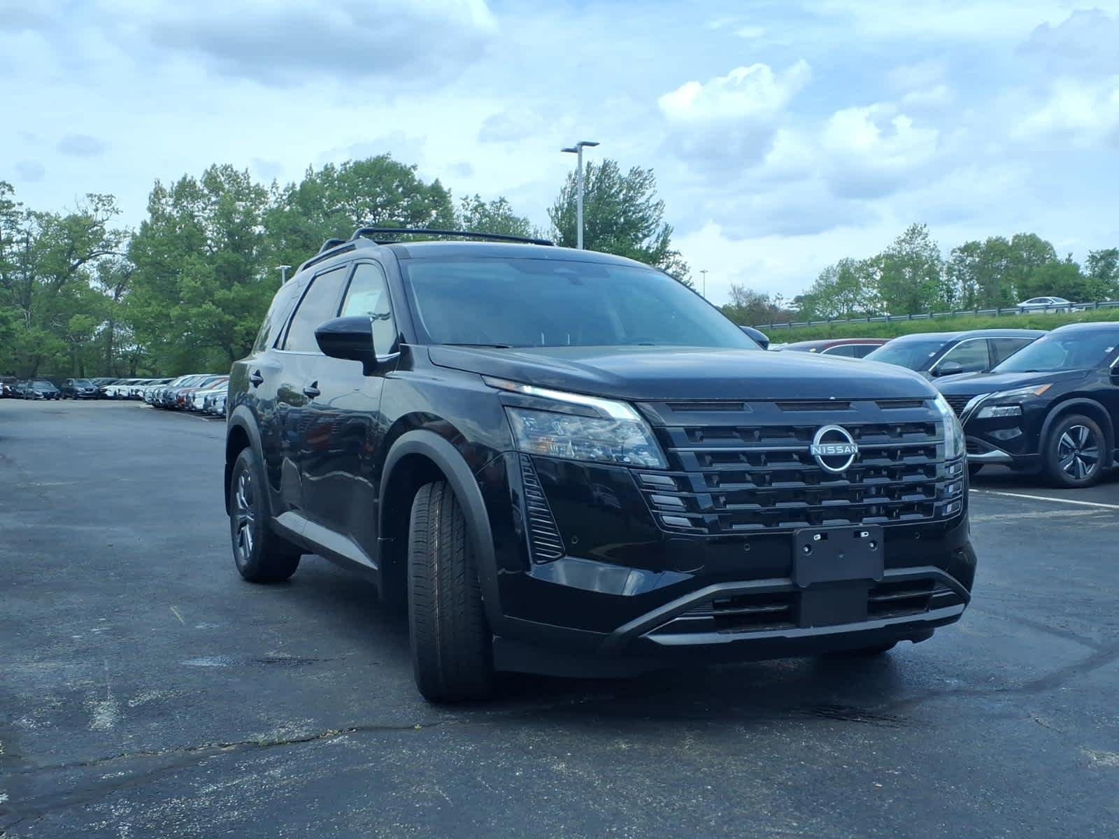 New 2026 Super Black Nissan SV image 2