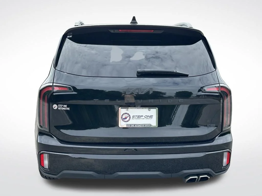Used 2024 Black Kia SX-Prestige X-Line image 5