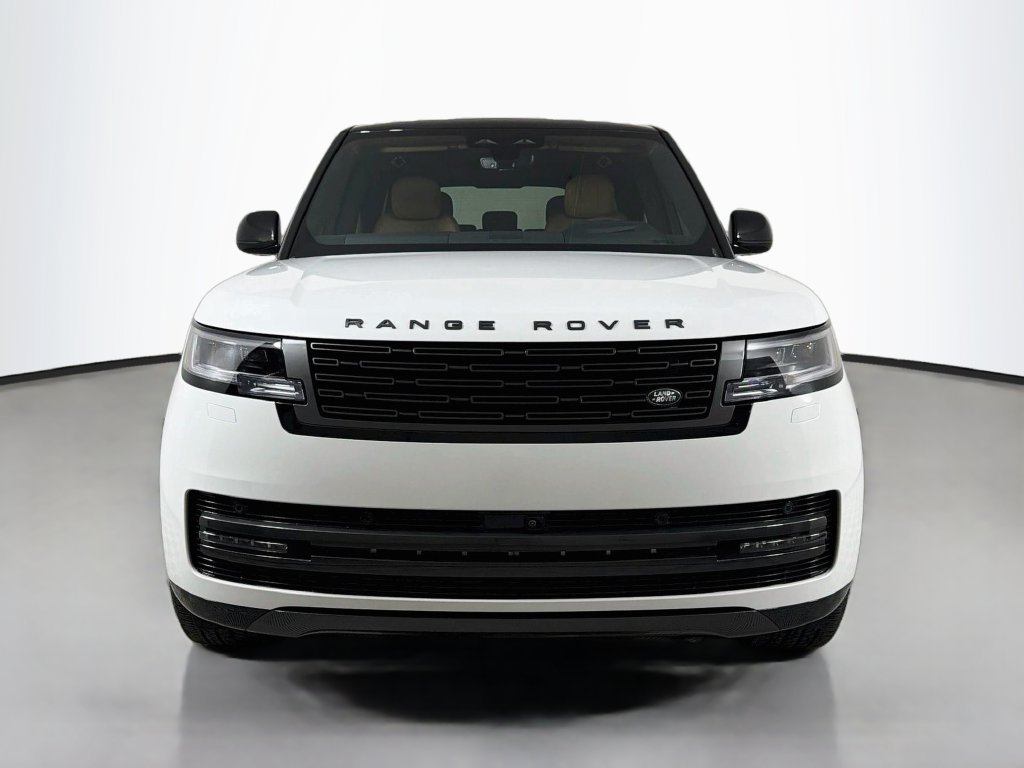 Used 2026 White Land Rover SE image 2