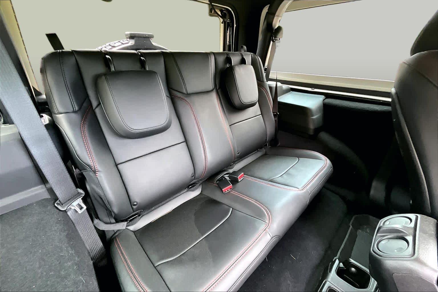 Used 2025 Black Clearcoat Jeep Rubicon X image 20