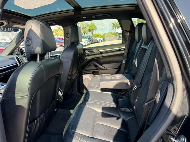2016 Porsche Cayenne Base - Photo 7