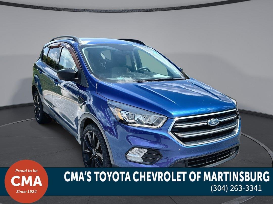 Used 2017 Lightning Blue Ford SE image 1