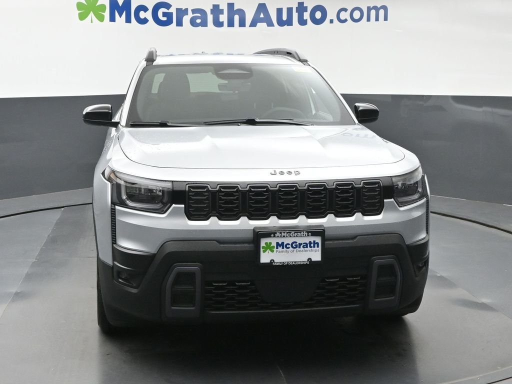 New 2026 Silver Zynith Clearcoat Jeep Laredo image 4