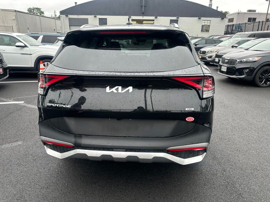 Used 2024 Black Kia EX image 5