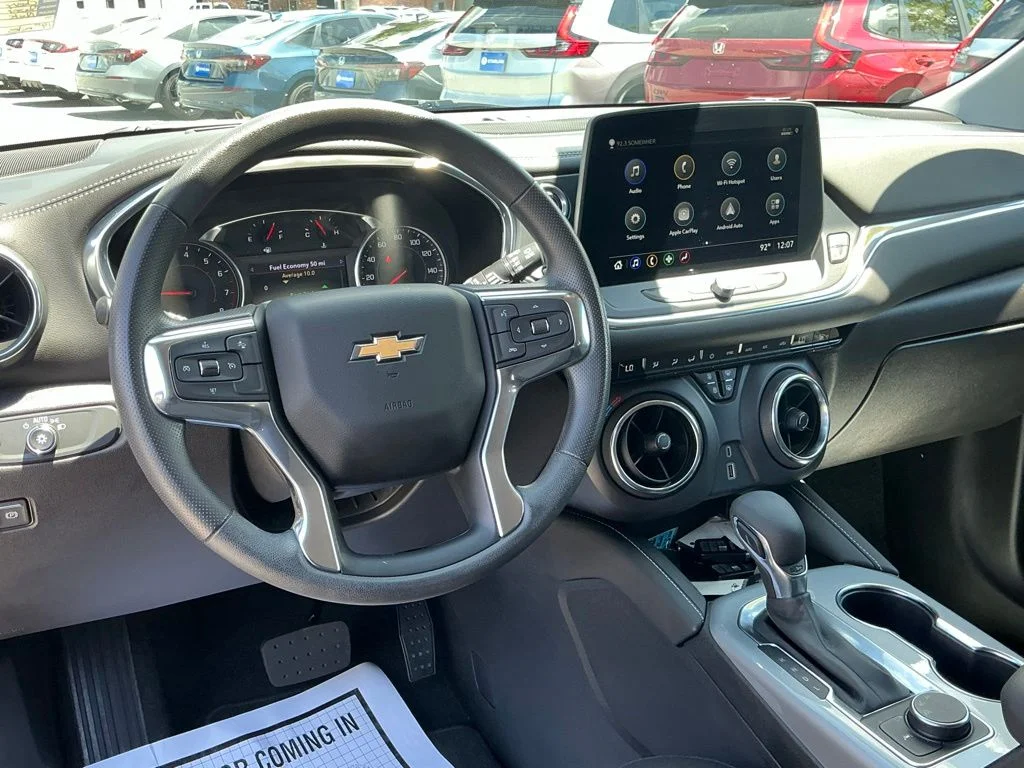 Used 2025 Black Chevrolet LT image 25