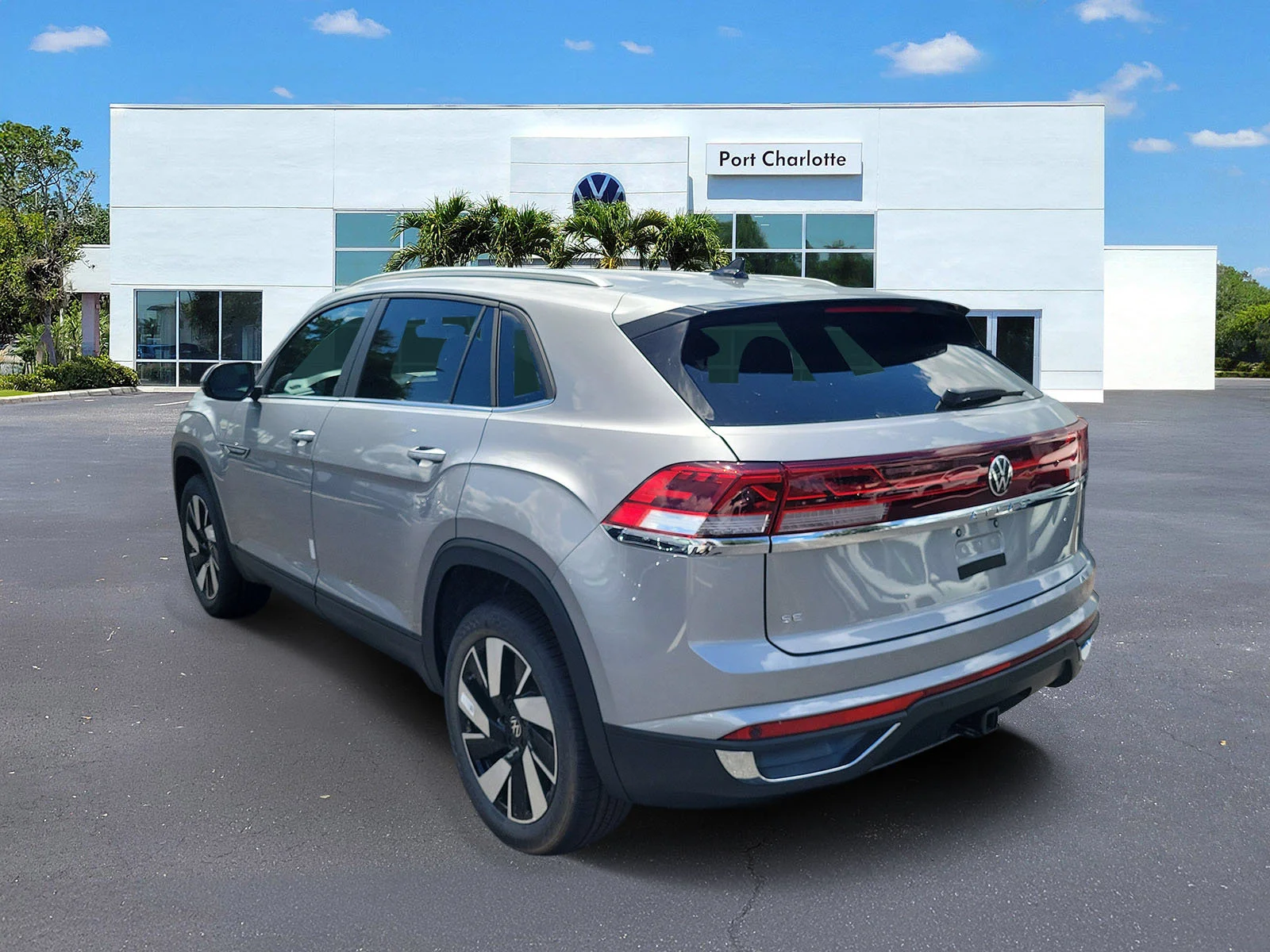 New 2026 Silver Volkswagen SE w/Technology image 31