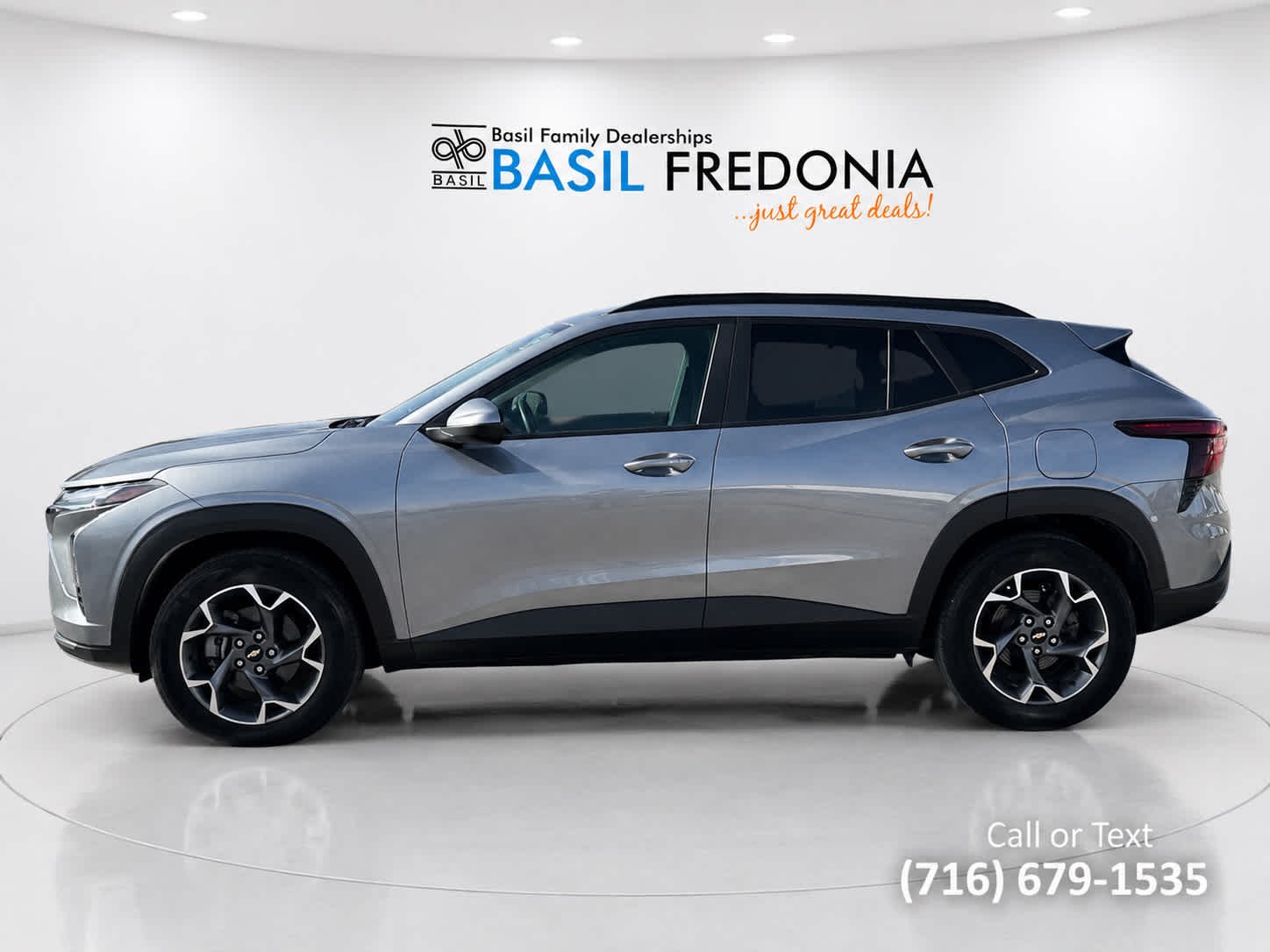 Used 2024 Chevrolet Trax LT with VIN KL77LHE26RC015691 for sale in Fredonia, NY