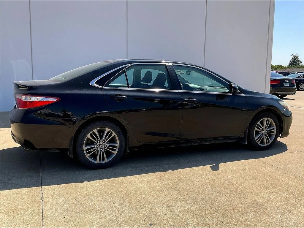 Used 2016 Black Toyota SE image 2