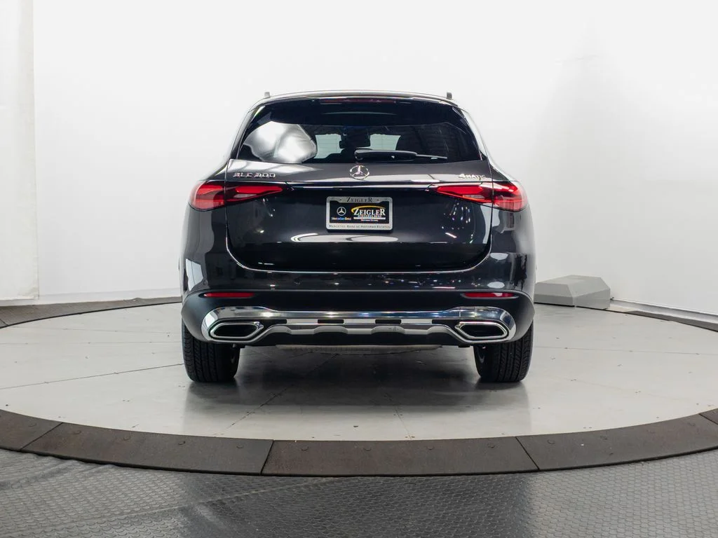 Certified Used 2026 Gray Mercedes-Benz GLC 300 image 26