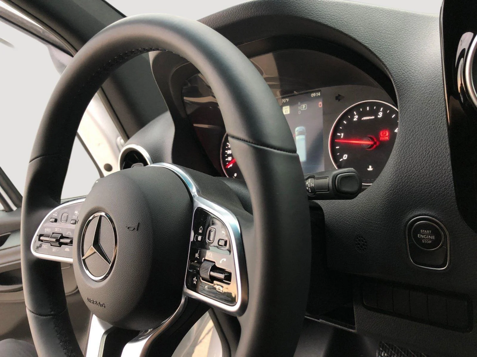 New 2024 Arctic White Mercedes-Benz  image 25