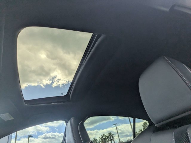 Used 2022 White Acura Premium and A-SPEC Packages image 19