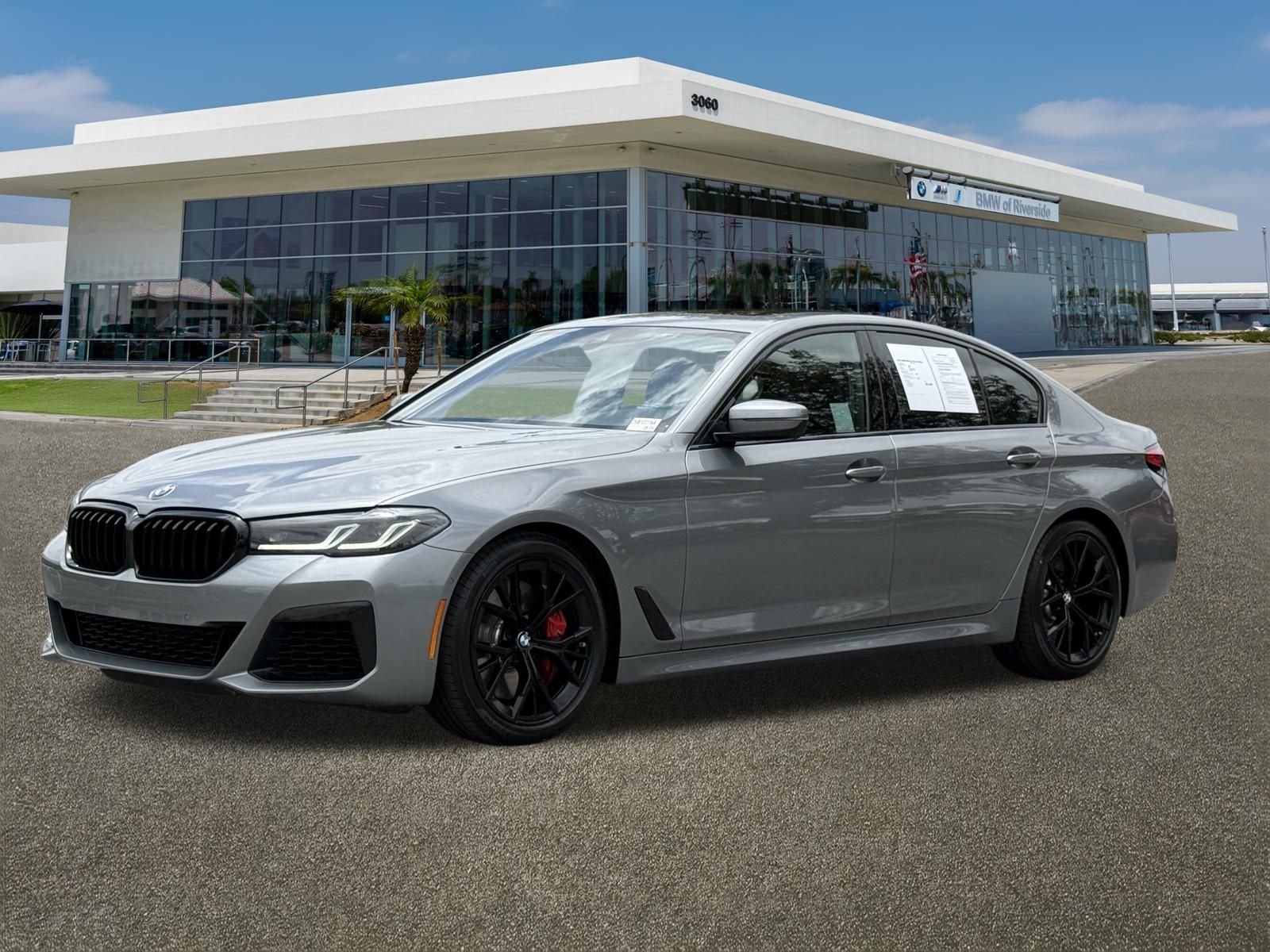 Certified Used 2023 Skyscraper Grey Metallic BMW M550i xDrive image 5