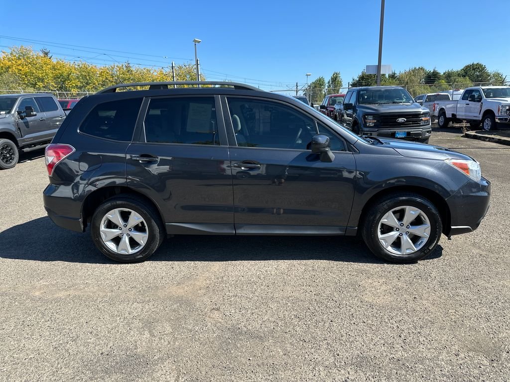 Used 2015 Gray Subaru 2.5i Premium image 8