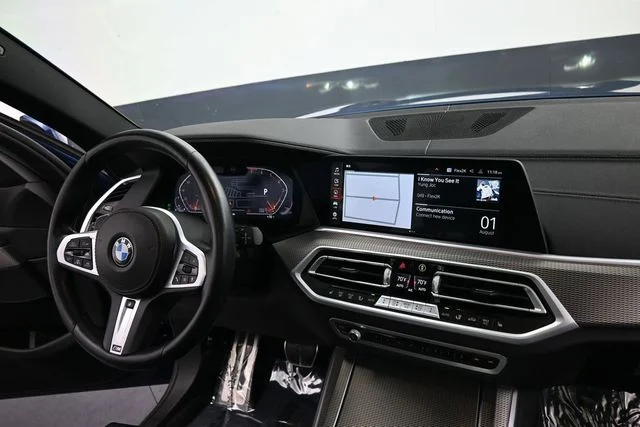 Used 2021 Blue BMW xDrive40i image 17