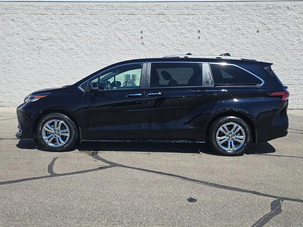 Certified Used 2022 Black Toyota Platinum image 10