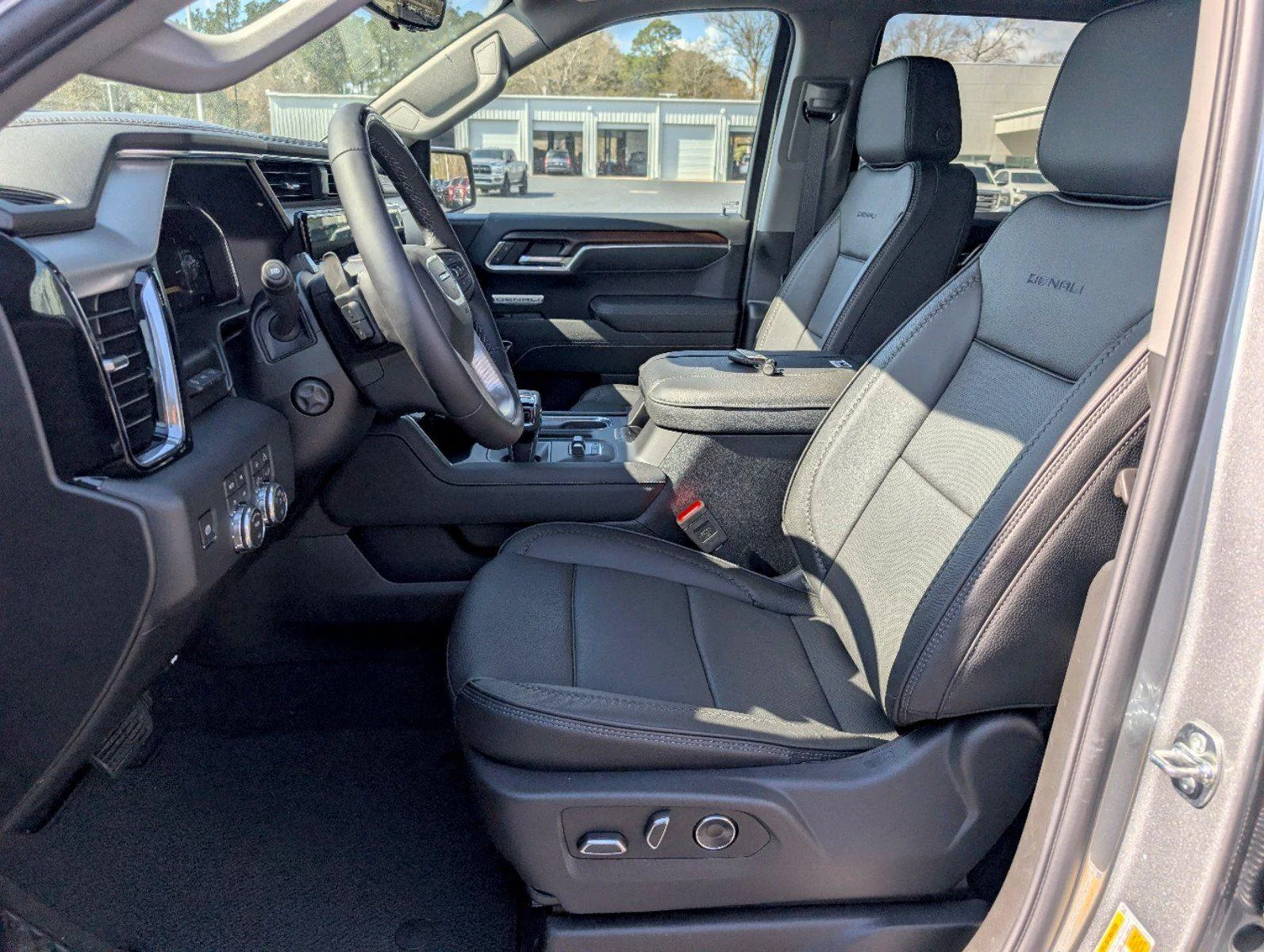 2026 GMC Sierra 1500 Denali - Photo 13