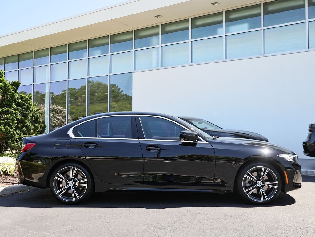 2024 BMW 3 Series 330i - Photo 6