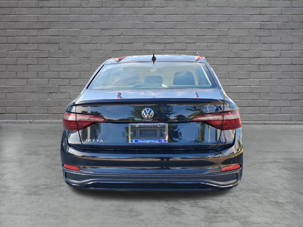 Used 2024 Black Volkswagen 1.5T S image 8