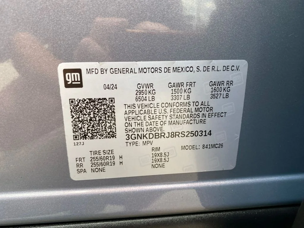 Used 2024 Gray Chevrolet LT image 29