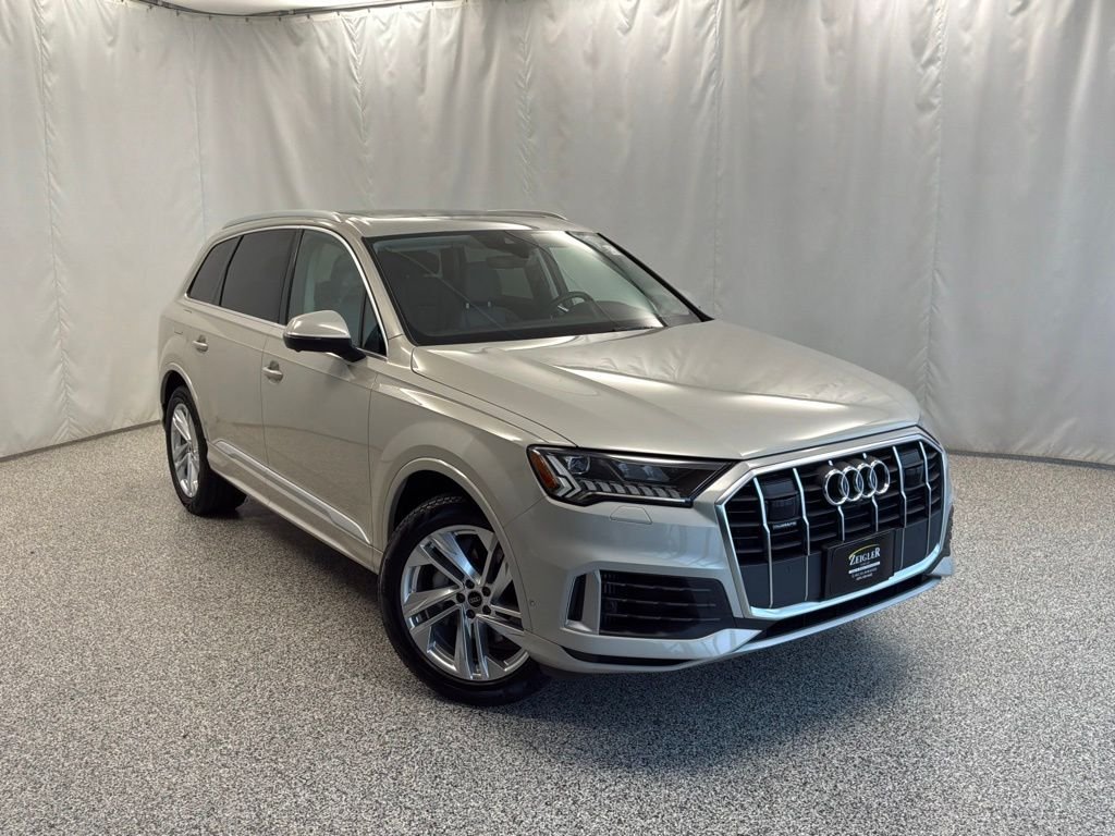 2024 Audi Q7 55 Premium Plus quattro Tiptronic's photo