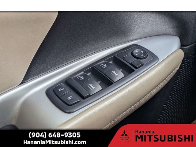 Used 2016 White Dodge SE image 22