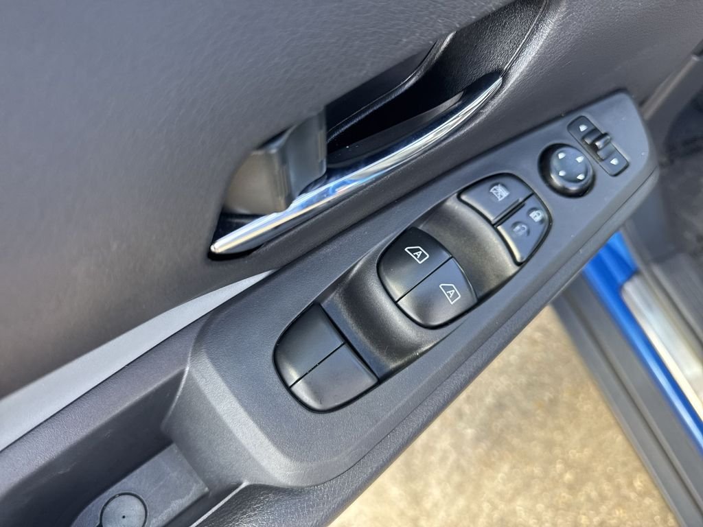 Used 2024 Blue Nissan SR image 15