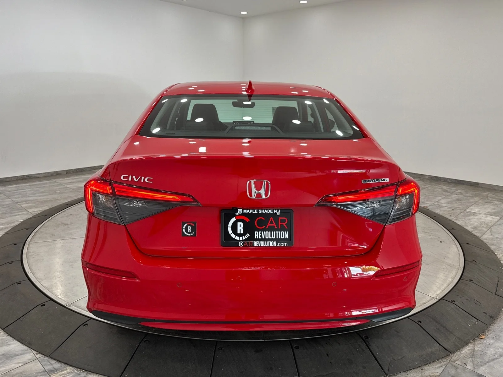 Used 2024 Rallye Red Honda Touring CVT image 6