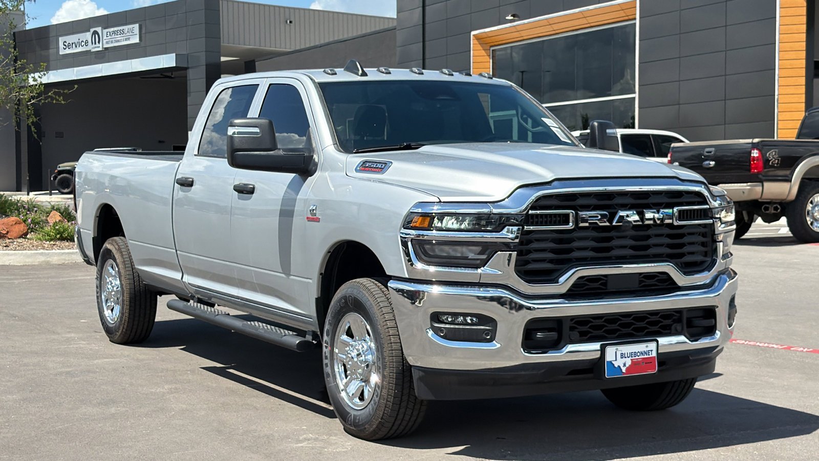 New 2026 Silver-Zynith Exterior Paint RAM Tradesman image 3