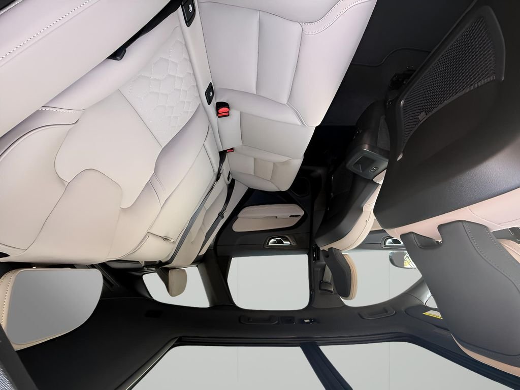 2026 Volvo XC60 Plus - Photo 23