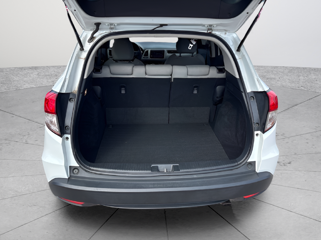 Used 2022 White Honda EX image 35